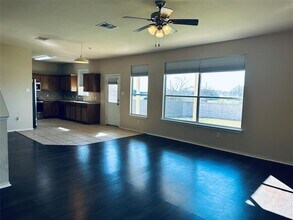 1328 Kenneys Way in Round Rock, TX - Building Photo - Building Photo