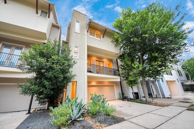 property at 4116 Dickson St