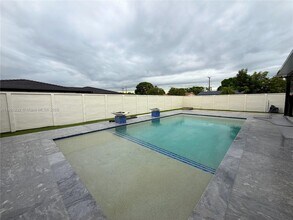 18000 SW 110th Ave in Miami, FL - Building Photo - Building Photo