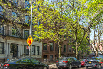 168 Prospect Pl in Brooklyn, NY - Foto de edificio - Building Photo