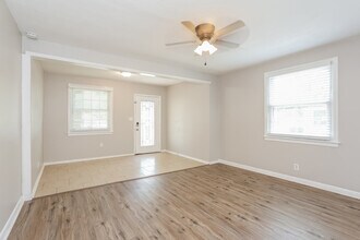 980 McTyre Ct in Jacksonville, FL - Building Photo - Building Photo