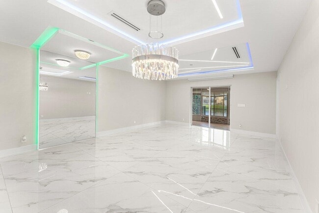 6630 Spring Garden Run in Greenacres, FL - Building Photo - Building Photo