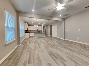 4914 Donnybrook Ave in Jacksonville, FL - Building Photo - Building Photo