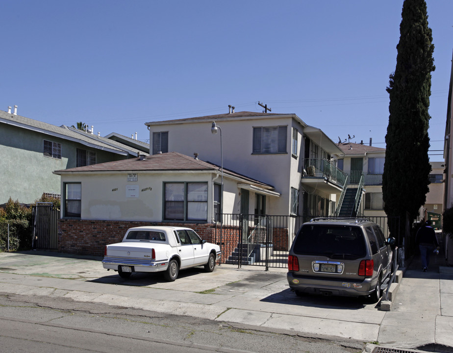 4321-4327 Winona Ave in San Diego, CA - Building Photo