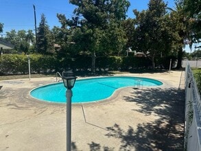 3211 N Wishon Ave in Fresno, CA - Building Photo - Building Photo