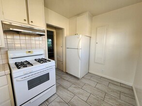 1619 Manning Ave, Unit 1619 in Los Angeles, CA - Building Photo - Building Photo