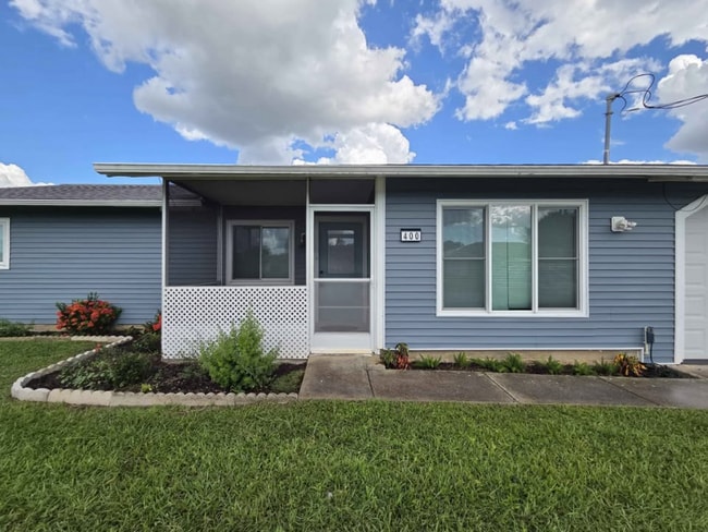 400 Waterside St in Port Charlotte, FL - Building Photo - Building Photo