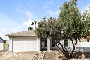 1746 E Redfield Rd in Tempe, AZ - Building Photo