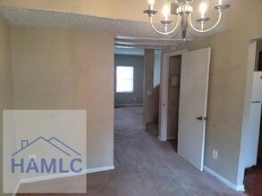 1065 Kelly Dr in Hinesville, GA - Building Photo - Building Photo