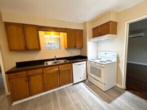 6546 SE 88th Ave in Portland, OR - Building Photo - Building Photo