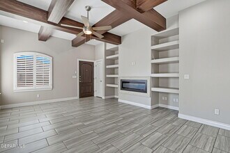 3380 David Palacio Dr in El Paso, TX - Building Photo - Building Photo