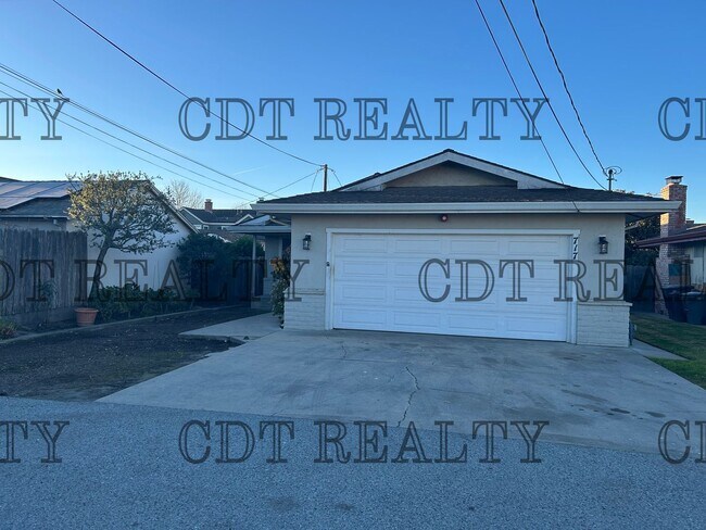 717-725 California St in Salinas, CA - Building Photo - Building Photo