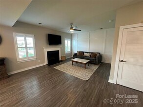1539 Spruce Ln in Denver, NC - Building Photo - Building Photo