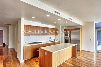 841 S Gaines St in Portland, OR - Building Photo - Building Photo