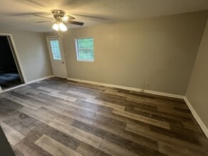 1206 Parker St in Columbia, TN - Building Photo - Building Photo