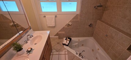 834 Oneawa St in Kailua, HI - Building Photo - Building Photo