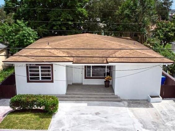 1260 NW 69th St in Miami, FL - Building Photo - Building Photo