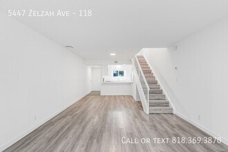 5447 Zelzah Ave in Los Angeles, CA - Building Photo - Building Photo