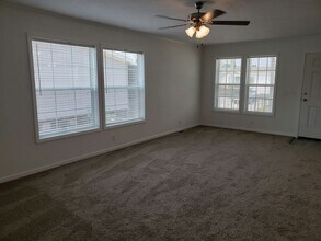 30020 Pineview Cir in Chesterfield, MI - Building Photo - Building Photo