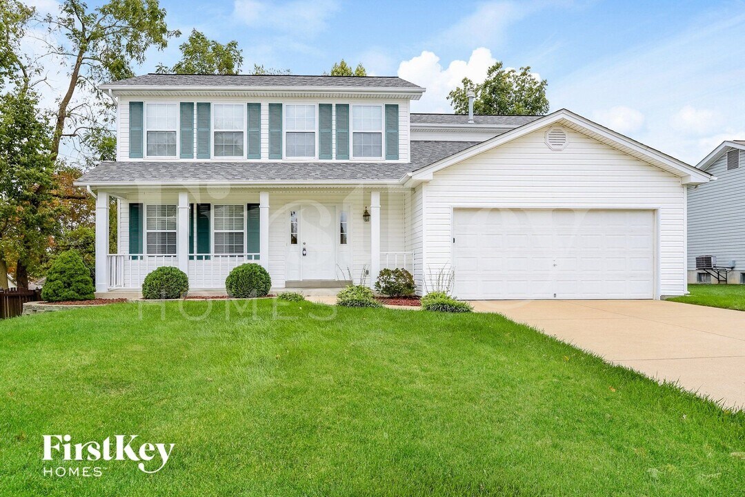 3322 Hampton Crossing in St. Charles, MO - Foto de edificio