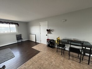 60 Kendra St in Moncton, NB - Building Photo - Building Photo