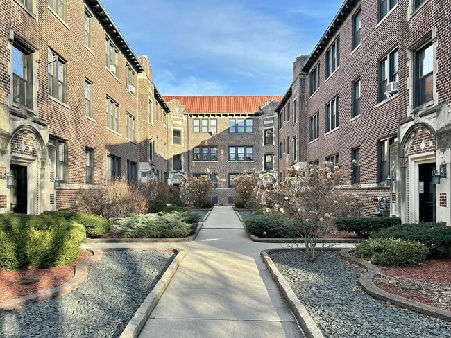 property at 1326 Oak Ave