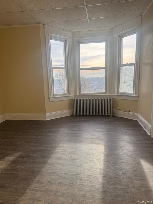 141 Voss Ave in Yonkers, NY - Building Photo - Building Photo