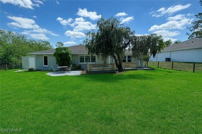 2393 Staver St in Port Charlotte, FL - Building Photo - Building Photo