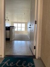 101 Crescent Way, Unit 2311 in San Francisco, CA - Foto de edificio - Building Photo