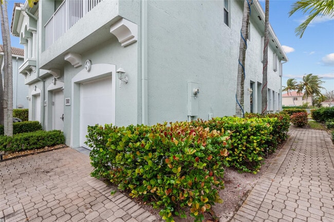 3067 Laurel Ridge Cir in Riviera Beach, FL - Building Photo - Building Photo