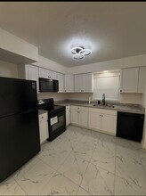 590 Ave H SE in Winter Haven, FL - Foto de edificio - Building Photo