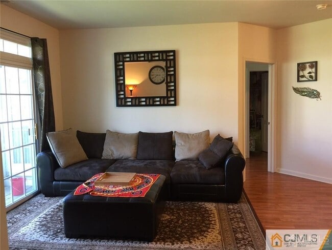 3023 Edward Stec Blvd in Edison, NJ - Building Photo - Building Photo