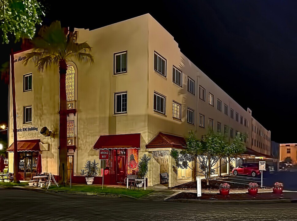 238 Tampa Ave W, Unit 310 in Venice, FL - Foto de edificio