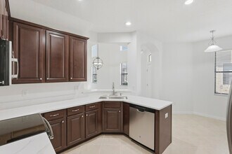 1124 118th Terrace N in St. Petersburg, FL - Building Photo - Building Photo