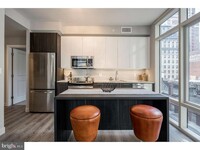 1213 Walnut St, Unit 0B-0409 in Philadelphia, PA - Building Photo - Building Photo