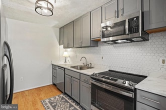 16151 Brookmead Ct in Upper Marlboro, MD - Foto de edificio - Building Photo