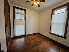 27 W Columbia St in Evansville, IN - Building Photo - Building Photo