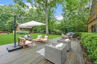 150 Copeces Ln in East Hampton, NY - Building Photo - Building Photo