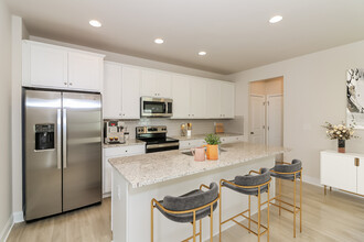Summerwell Legacy in Dallas, GA - Building Photo - Building Photo