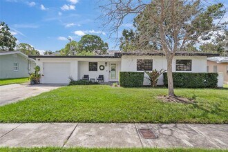4714 W Oakellar Ave in Tampa, FL - Building Photo - Building Photo