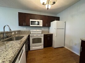 9934 Nob Hill Pl in Sunrise, FL - Building Photo