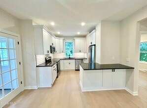 11 Hannum St in Ballston Spa, NY - Building Photo - Building Photo