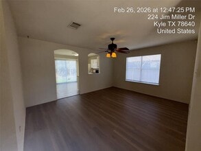 224 Jim Miller Dr in Kyle, TX - Building Photo - Building Photo
