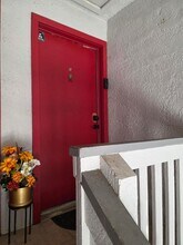 3804 Cortez Cir in Tampa, FL - Building Photo - Building Photo