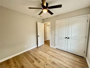 216 Cobblestone Dr in Spring Lake, NC - Building Photo - Building Photo