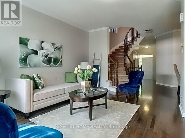 125 Hornchurch Ln in Ottawa, ON - Building Photo - Building Photo