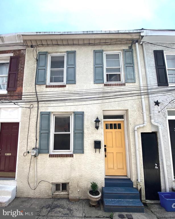 property at 220 Mercer St