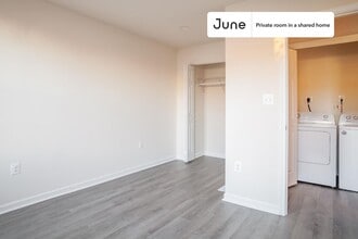 Private bedroom in 4 bed/3.5 bath Home in Washington, DC - Building Photo - Building Photo