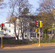 981-983 Hancock St in Quincy, MA - Foto de edificio - Building Photo