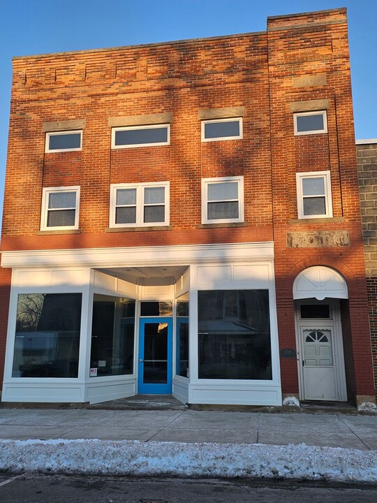 106 N Findlay Rd in Haskins, OH - Foto de edificio